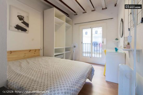  Alquiler de habitaciones en apartamento de 7 dormitorios en Barcelona - BARCELONA 