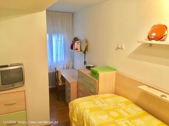  Habitación en piso compartido en Pamplona - NAVARRA 