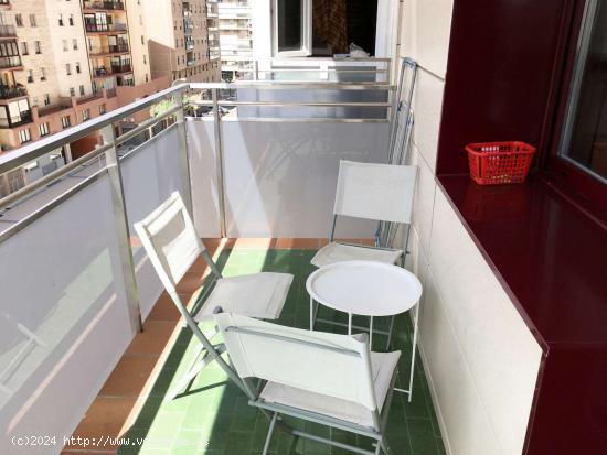  Habitación en piso compartido en Pamplona - NAVARRA 