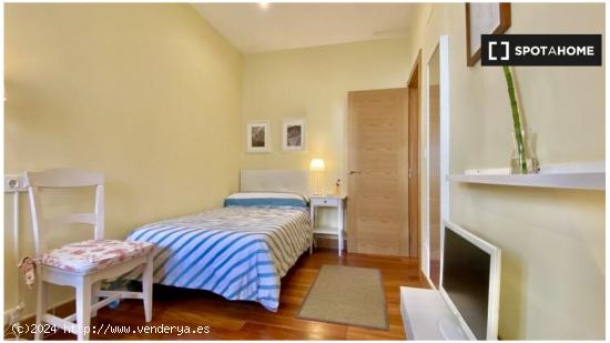 Se alquilan habitaciones en apartamento de 5 dormitorios en Bilbao - VIZCAYA