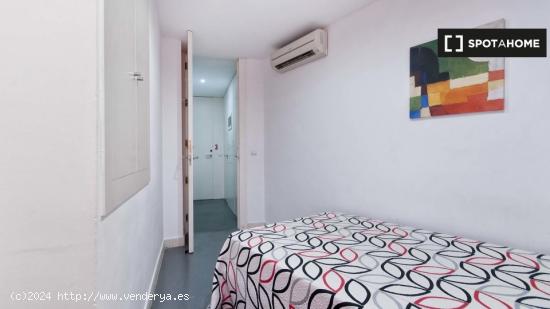 Habitación en piso compartido en Alicante- Solo chicas - ALICANTE