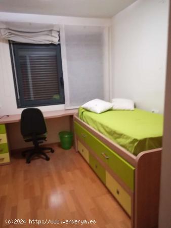  Habitación en piso compartido en Alicante - ALICANTE 