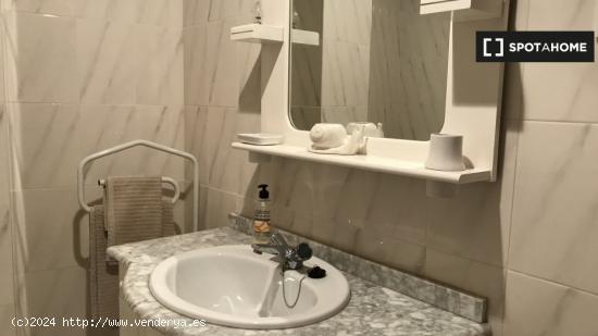 Habitación en piso compartido en Murcia - MURCIA