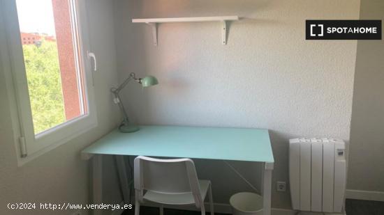 Habitación en alquiler en apartamento de 3 dormitorios en Getafe, Madrid - MADRID