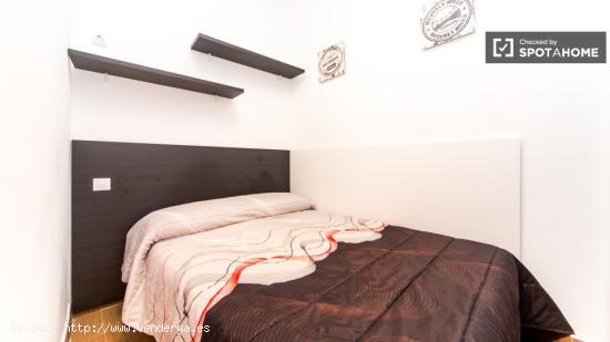 Moderno apartamento de 1 dormitorio en alquiler en Lavapiés - MADRID