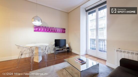 Apartamento de lujo de dos dormitorios con aire acondicionado, limpieza y gastos incluidos - MADRID