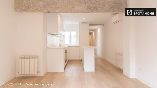 Apartamento de 2 dormitorios en alquiler en Madrid - MADRID