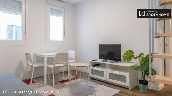 Apartamento de 2 dormitorios en alquiler en Madrid - MADRID