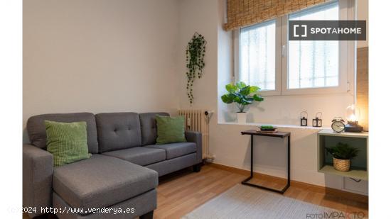 ¡Habitaciones en alquiler en un apartamento de 5 habitaciones en Madrid! - MADRID