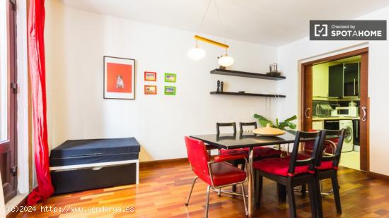 Fantástico apartamento de 1 dormitorio con aire acondicionado en Malasaña, todos los servicios inc