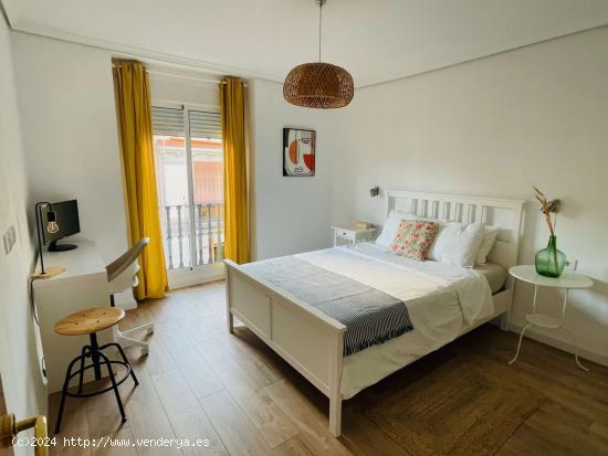  Apartamento de 2 dormitorios en alquiler en el Eixample, Valencia - VALENCIA 