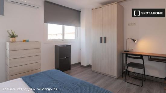 Piso de 3 dormitorios en alquiler en Mármoles, Málaga - MALAGA