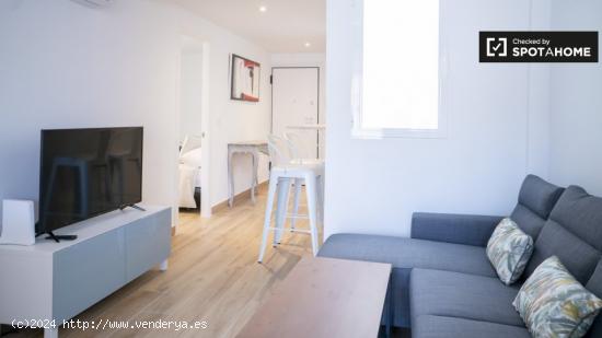 Se alquila habitación en piso de 3 dormitorios en valencia. - VALENCIA