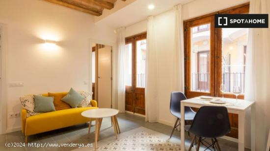 Apartamento entero de 2 dormitorios en Barcelona. - BARCELONA