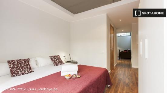 Amplio apartamento de 1 dormitorio en alquiler cerca de Metro en el centro del Eixample - BARCELONA