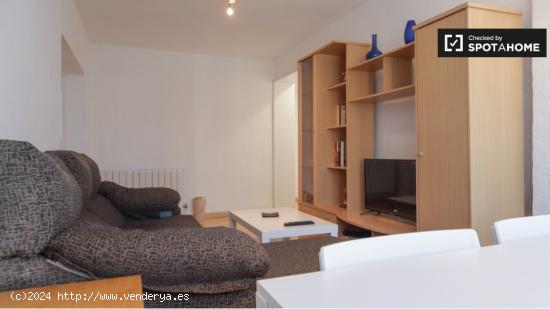 Se alquila apartamento de 2 habitaciones en Campamento - MADRID