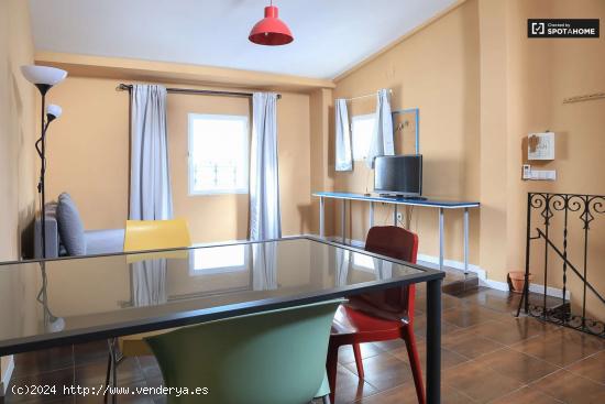  Elegante apartamento de 1 dormitorio con aire acondicionado en alquiler en Madrid Centro, cerca de l 