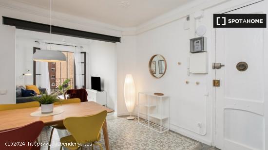 Apartamento entero de 2 dormitorios en Barcelona. - BARCELONA