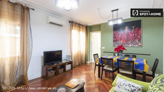 Precioso apartamento de 2 dormitorios en alquiler en Centro - MADRID