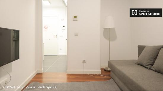 Apartamento de 2 dormitorios en alquiler en Centro - MADRID