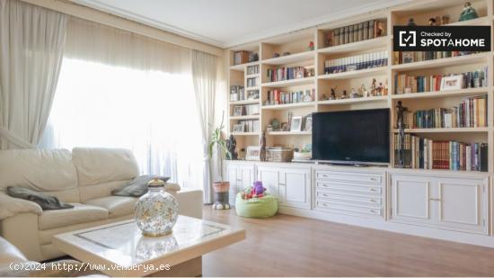 Apartamento de 3 dormitorios en alquiler en Delicias, Madrid - MADRID