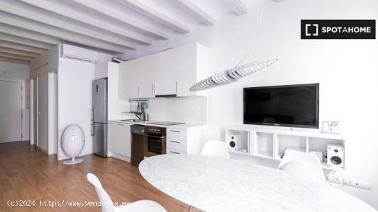 apartamento de 1 dormitorio en alquiler en El Raval, Barcelona - BARCELONA