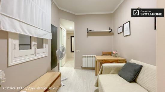 Apartamento de 3 habitaciones en alquiler en Madrid - MADRID