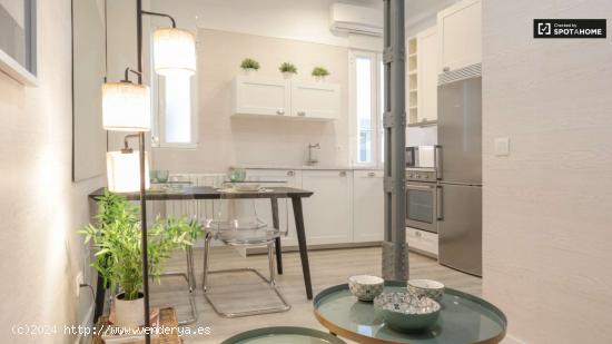  Apartamento de 1 dormitorio en alquiler en Rios Rosas, Madrid - MADRID 