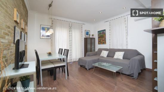 Apartamento de 2 dormitorios en alquiler en Valencia - VALENCIA