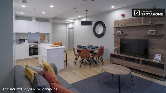 Alquiler de habitaciones en Coliving de 6 dormitorios en Sevilla - SEVILLA