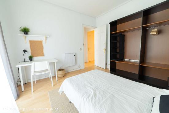  Habitación en piso compartido en Bilbao - VIZCAYA 