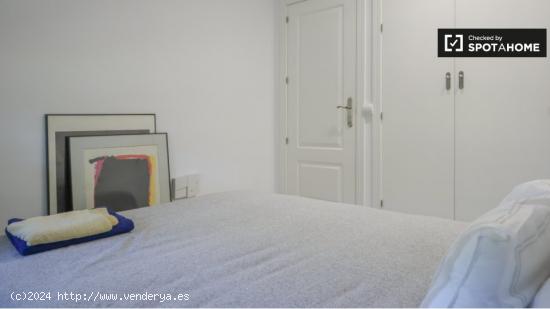 Habitaciones en piso de 2 dormitorios en alquiler en Arganzuela - MADRID