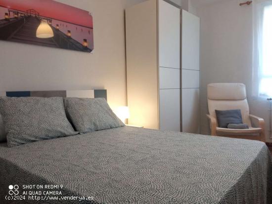 Amplia Habitación Doble en piso compartido Valencia - VALENCIA