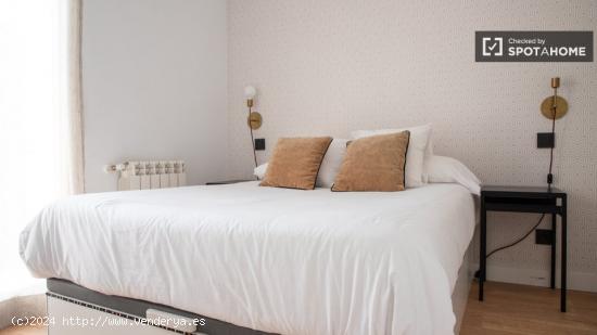 Apartamento de 2 dormitorios en alquiler en Madrid - MADRID