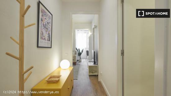 Apartamento entero de 3 habitaciones en Barcelona. - BARCELONA