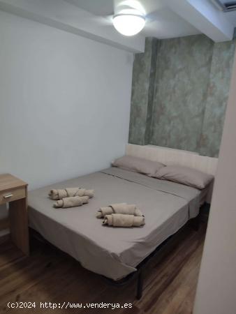  Habitaciones para alquilar en apartamento de 3 dormitorios en Valencia - VALENCIA 