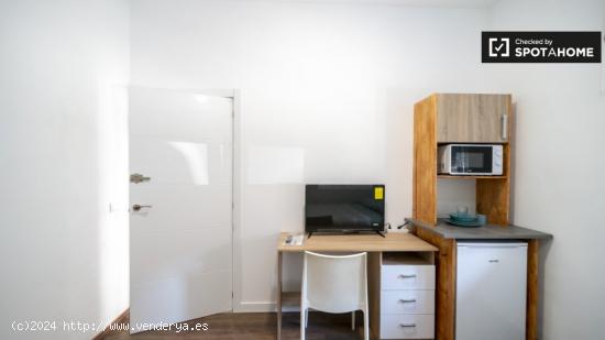 Habitaciones en alquiler en apartamento de 4 dormitorios en Camins al Grau - VALENCIA