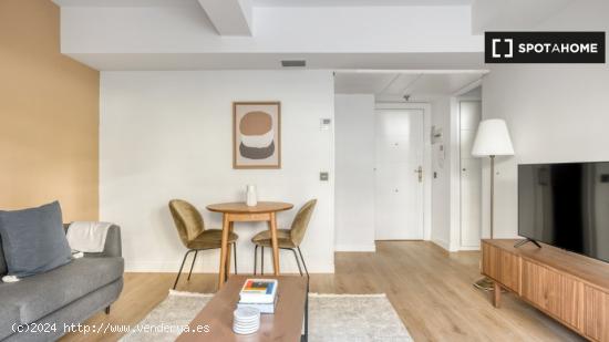 Apartamento de 1 dormitorio en alquiler en Madrid - MADRID