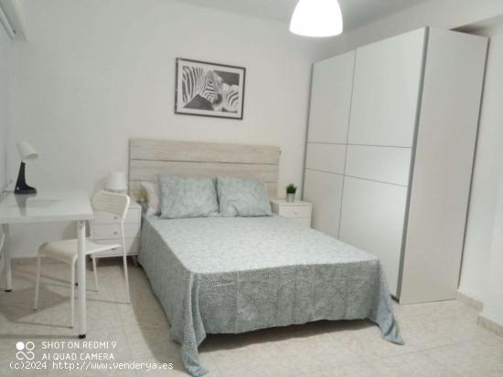  Bonito dormitorio en Valencia - VALENCIA 