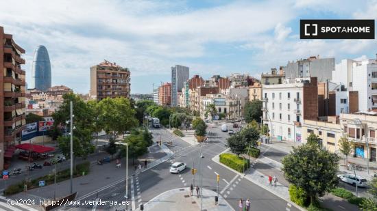 Apartamento entero de 2 dormitorios en Barcelona. - BARCELONA