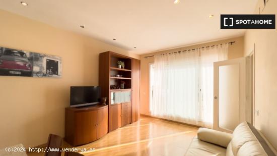 Apartamento entero de 2 dormitorios en Barcelona. - BARCELONA