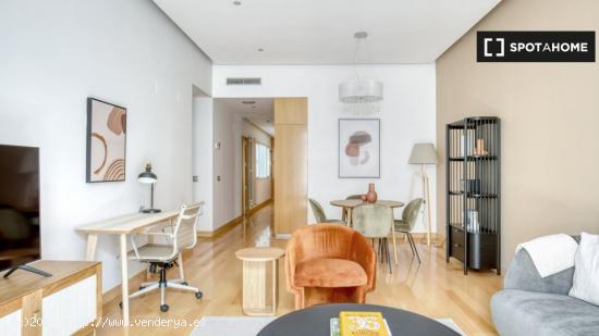 Apartamento de 2 dormitorios en alquiler en Madrid - MADRID