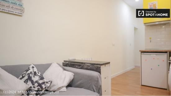 Piso de 1 dormitorio en Madrid - MADRID