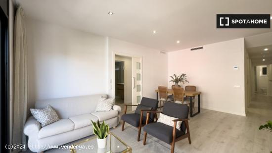 Apartamento de 3 dormitorios en alquiler en Barcelona - BARCELONA