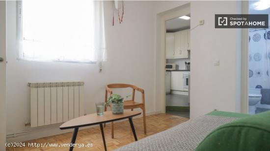 Apartamento de 3 dormitorios en alquiler en Malasaña, Madrid - MADRID