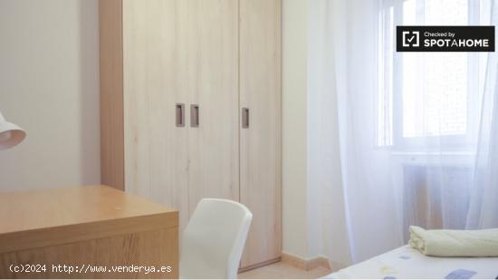 Habitación en alquiler en apartamento de 3 dormitorios en Getafe, Madrid - MADRID