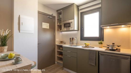 Cama en habitación compartida en alquiler en Extramurs, Valencia - VALENCIA