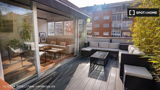 Apartamento de 3 habitaciones en alquiler en Madrid - MADRID