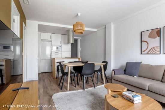  Apartamento de 3 dormitorios en alquiler en Imperial - MADRID 