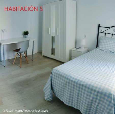 Habitación en piso compartido en Oviedo - ASTURIAS